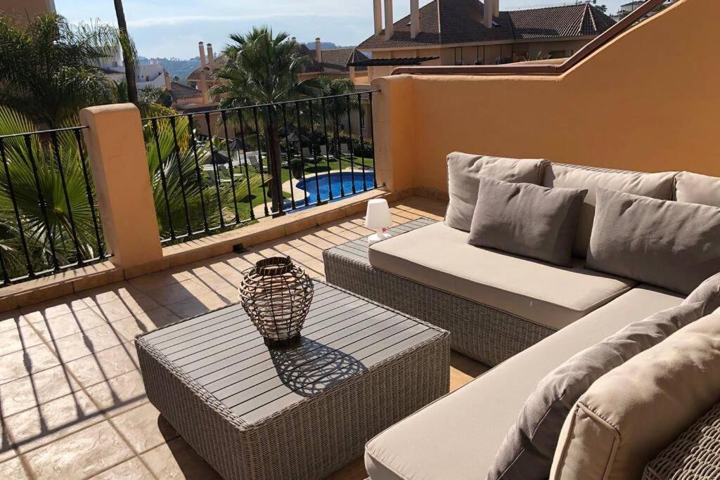 Apartamento Lagenhet Med 4 Pooler, Gym, Restaurang & Jatte Nara Puerto Banus & Golf